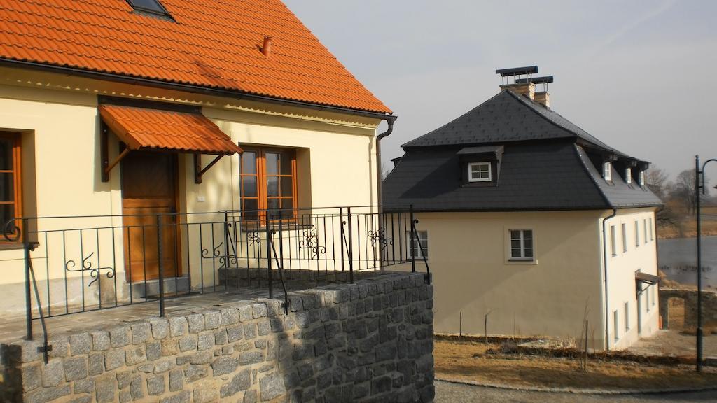 Statek Sedlecko Villa Bagian luar foto